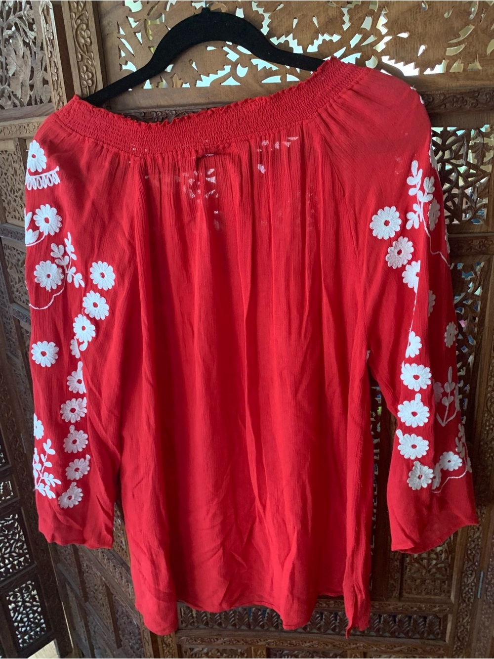 intro. Red Embroidered Peasant Tunic with White Floral Detail - Picture 4 of 4